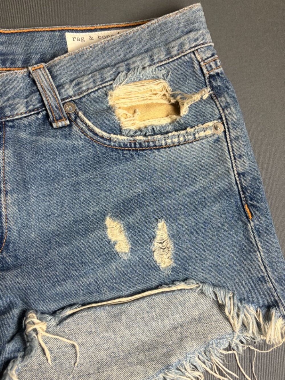 Rag and Bone Jean Shorts Size 27 Winnie Cut Off Distressed Festival Denim Cotton - Picture 4 of 8